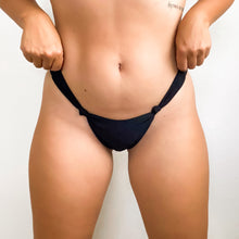 Load image into Gallery viewer, Nudo bikini bottom
